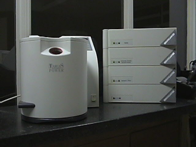 Targis Power y caja de instrumental Ivoclar